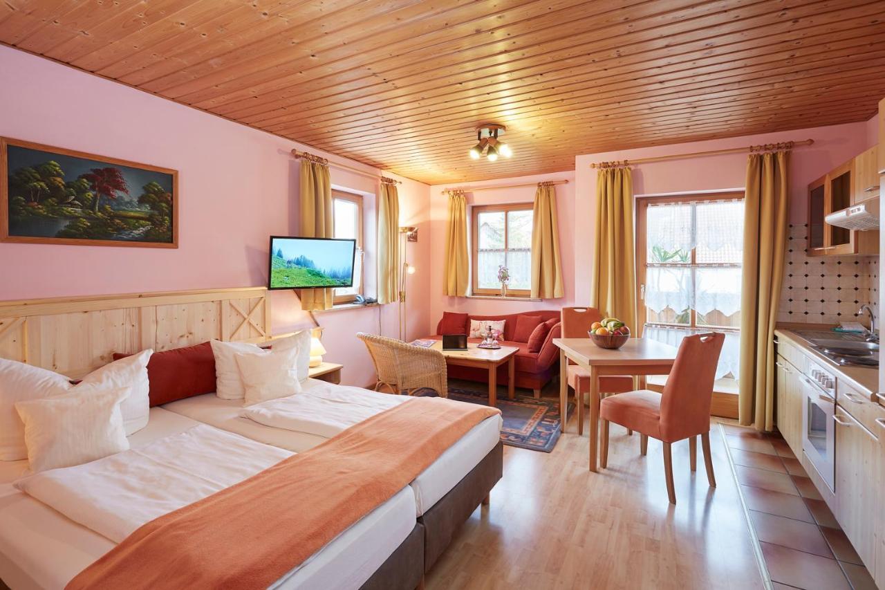 Land- Und Aktivhotel Altmuehlaue Bad Rodach Exteriér fotografie